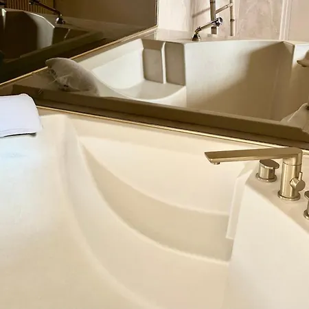 Le Saint Clair 公寓 *